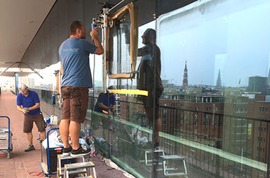 vetrox, surfaces vitrées, laitances sur verre, polir de fines rayures, enlever de fines rayures, enlever des rayures, égratignures