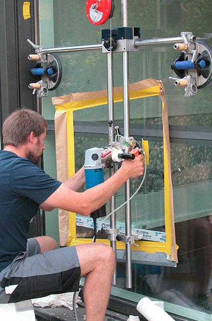 vetrox, surfaces vitrées, laitances sur verre, polir de fines rayures, enlever de fines rayures, enlever des rayures, égratignures