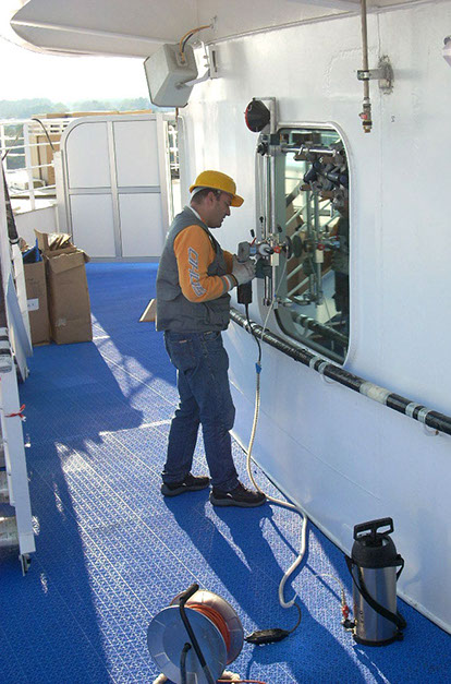 vetrox, surfaces vitrées, laitances sur verre, polir de fines rayures, enlever de fines rayures, enlever des rayures, égratignures