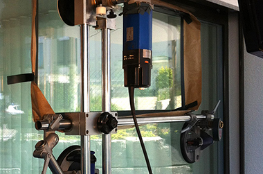 vetrox, surfaces vitrées, laitances sur verre, polir de fines rayures, enlever de fines rayures, enlever des rayures, égratignures