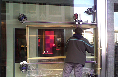 vetrox, surfaces vitrées, laitances sur verre, polir de fines rayures, enlever de fines rayures, enlever des rayures, égratignures