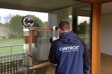 vetrox, surfaces vitrées, laitances sur verre, polir de fines rayures, enlever de fines rayures, enlever des rayures, égratignures