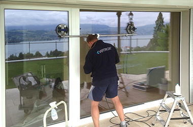 vetrox, surfaces vitrées, laitances sur verre, polir de fines rayures, enlever de fines rayures, enlever des rayures, égratignures