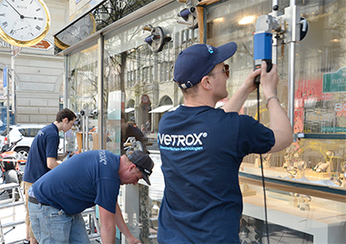 vetrox, surfaces vitrées, laitances sur verre, polir de fines rayures, enlever de fines rayures, enlever des rayures, égratignures