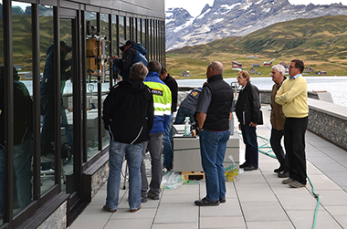 VETROX - Glasoberflächen-Technologien vetrox, glaskratzer entfernen, glasreparatur, verkratztes glas, glasschutz, esg, vsg, isolierglas, glasoberfläche, float, brandschutzglas